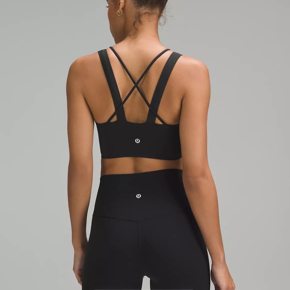 NWT Lululemon Like a Cloud Longline Bra
Light Support, D/DD Cup